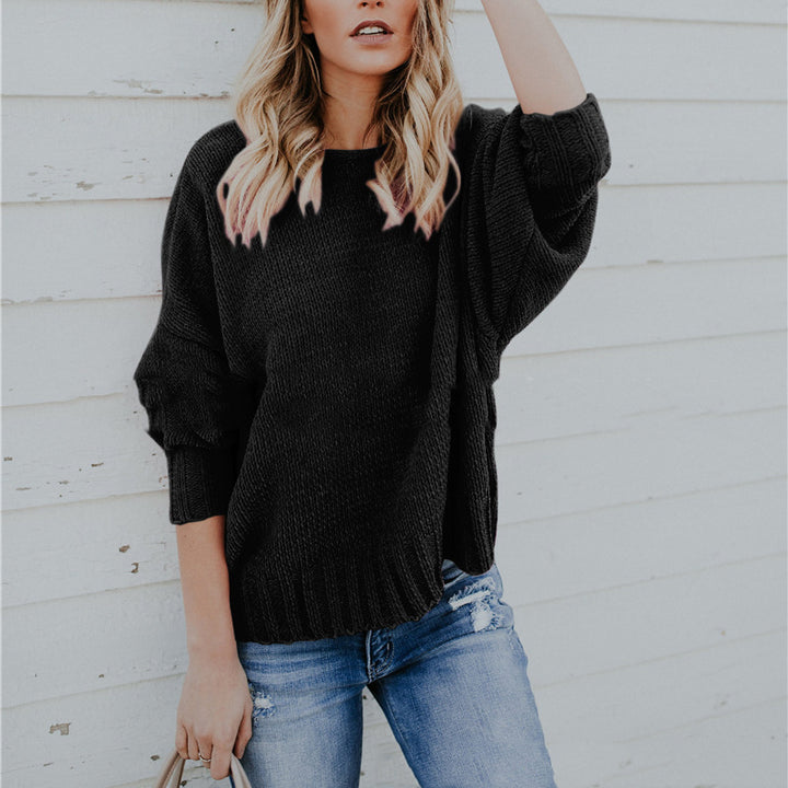 Pull tricoté pour femmes avec design asymétrique à l'arrière et grandes manches Chic & Stil