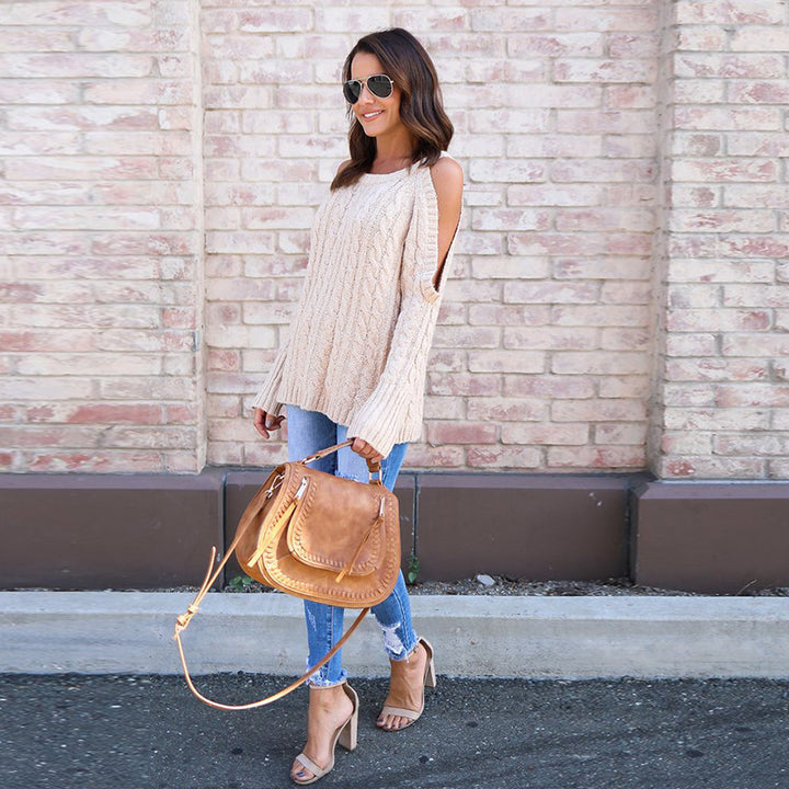 Chunky knit sweater for women with an off-shoulder design and voluminous sleeves Lune London