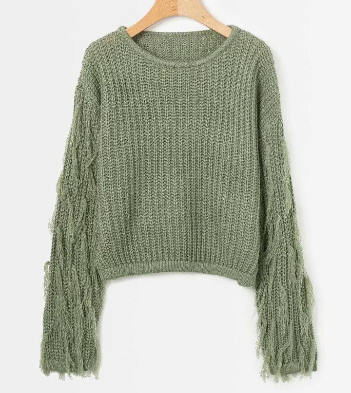 Comfortable knitted sweater for women with casual fringe sleeves Lune London