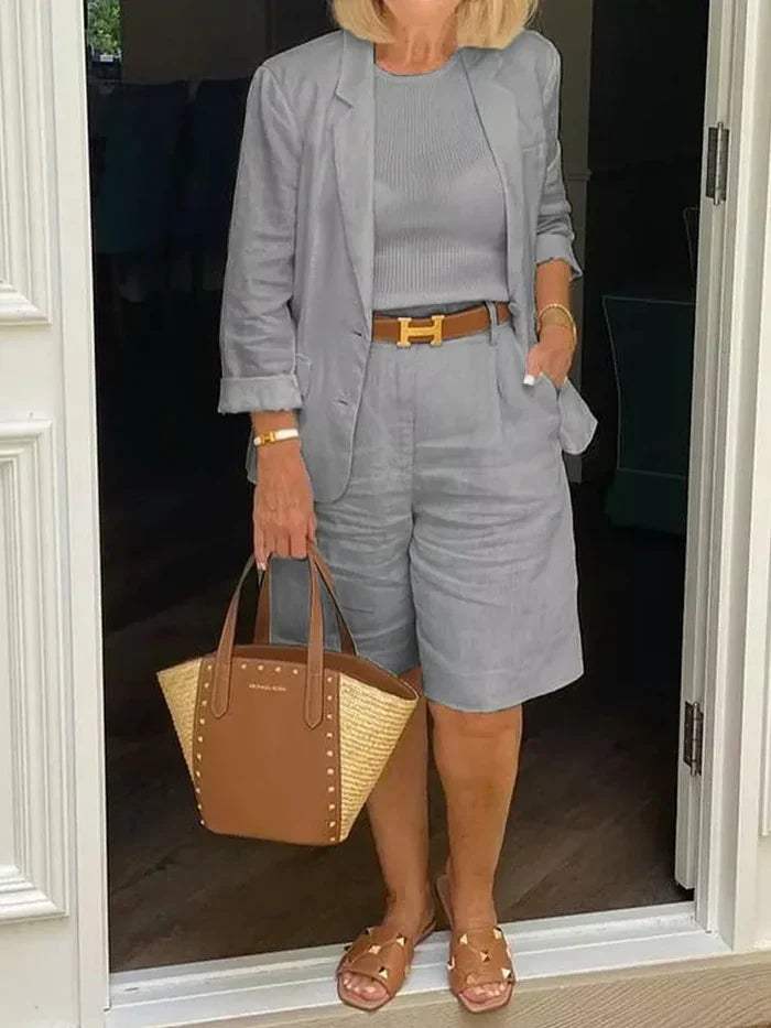 Lune London | Women's suit - Elegant blazer and shorts - Stylish - Ideal for hot days