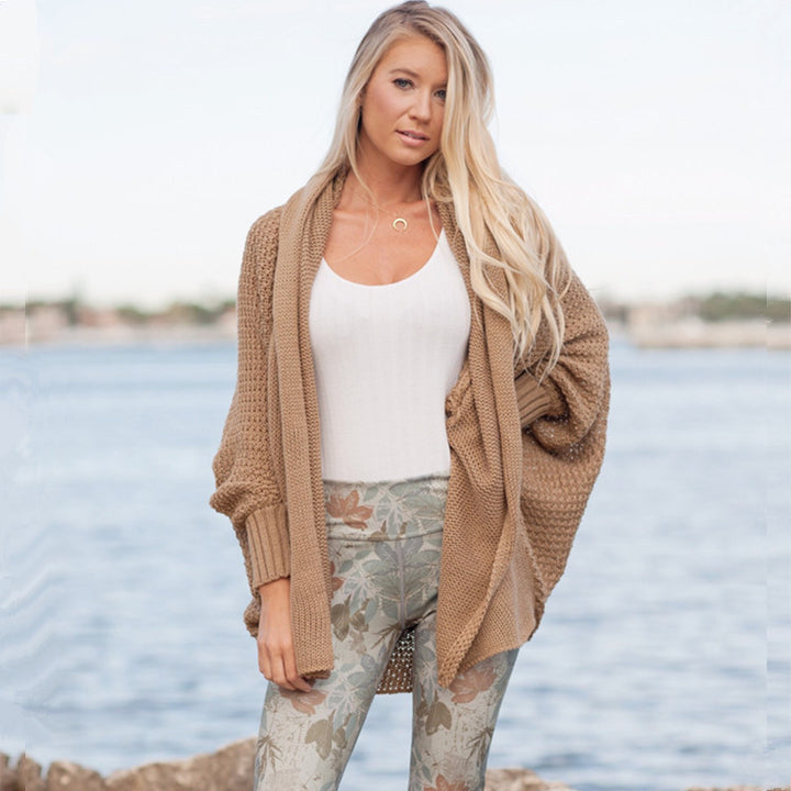 Warmth and comfort jacket for women with hood and pockets Lune London
