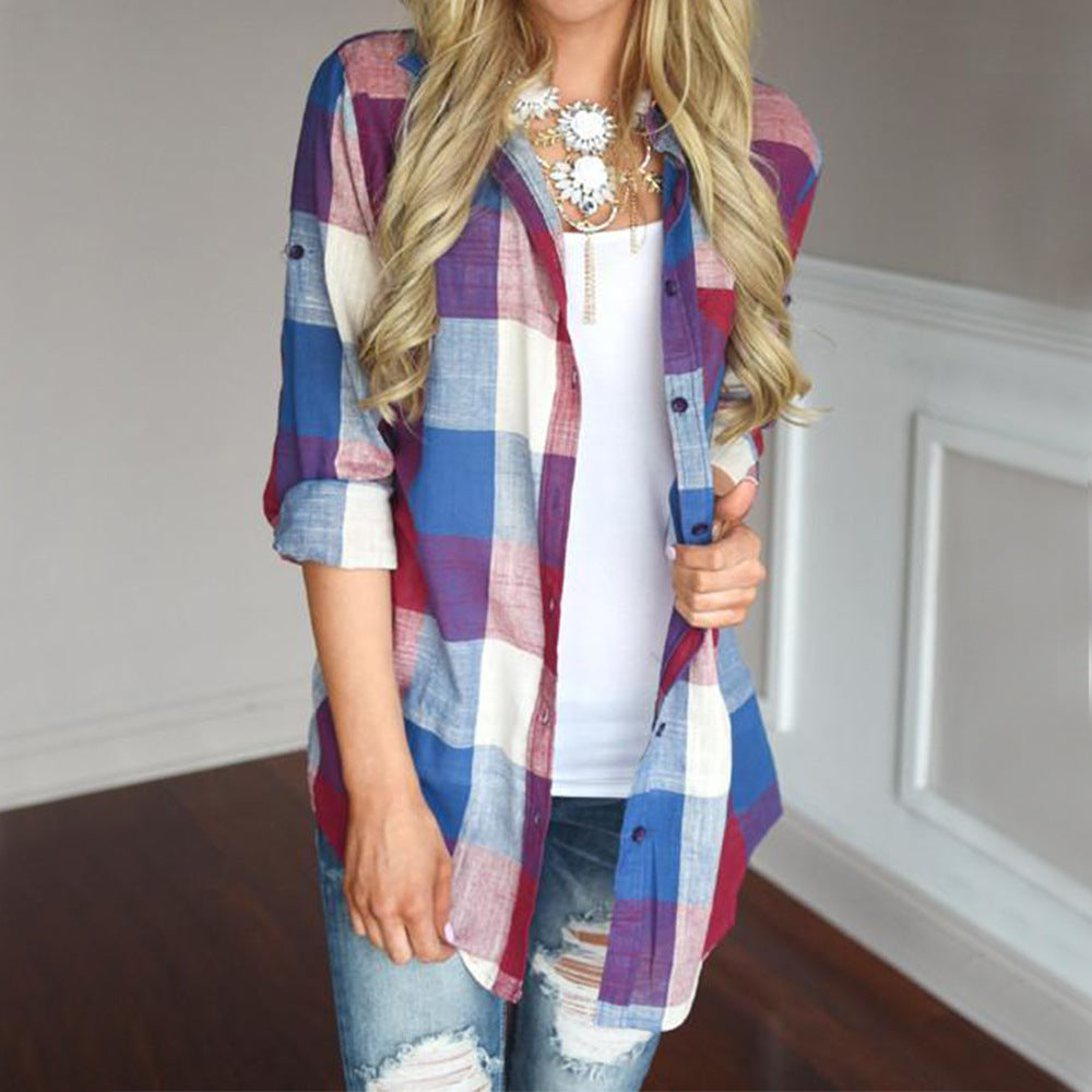 Plaid blouse for women with long sleeves and a relaxed fit Lune London