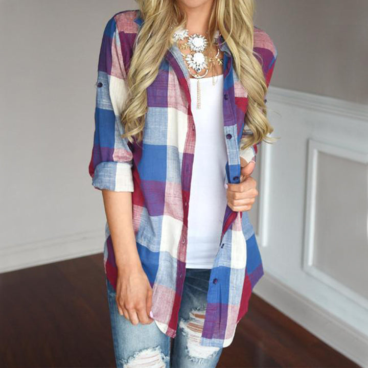 Plaid blouse for women with long sleeves and a relaxed fit Lune London