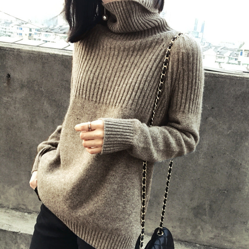Pull en tricot pour femmes avec col montant et texture côtelée Chic & Stil