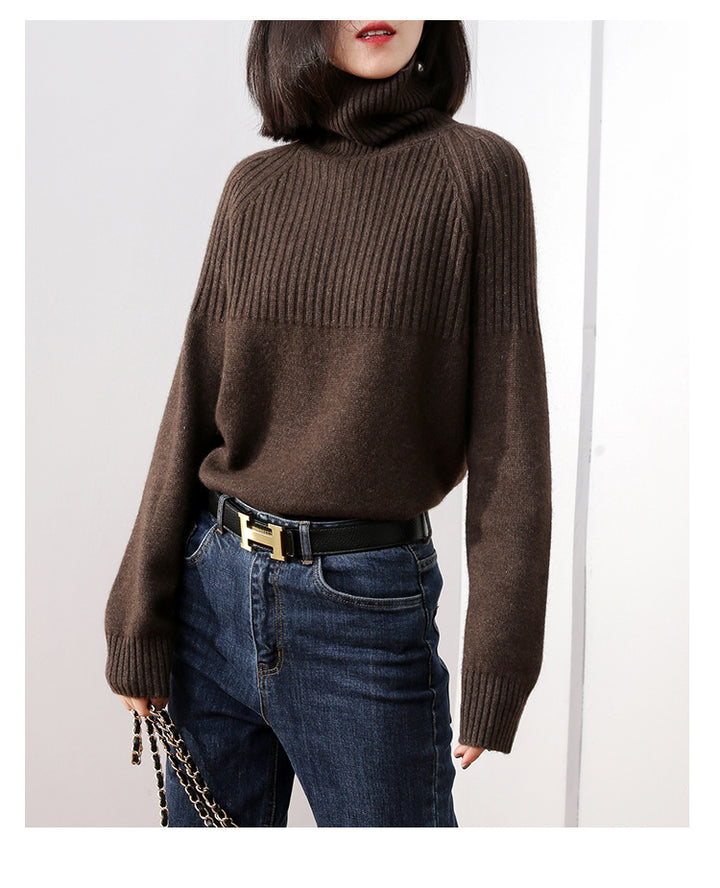 Pull tricoté pour femmes avec col montant et texture côtelée Chic & Stil