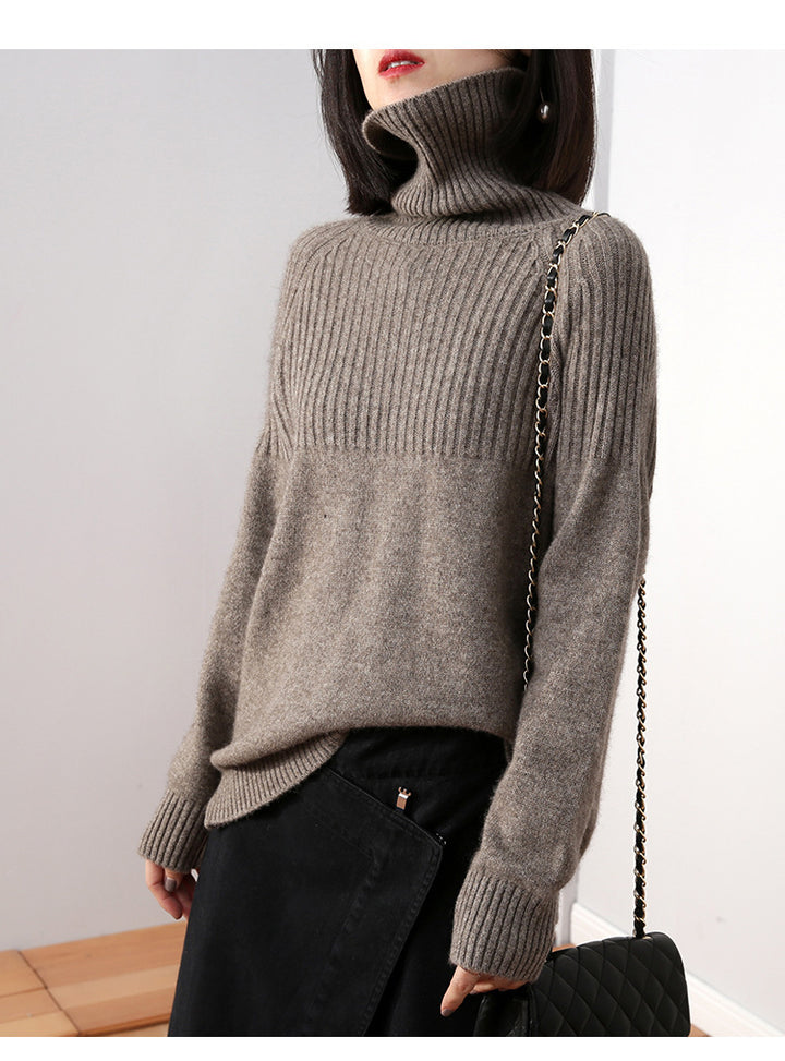 Pull en tricot pour femmes avec col montant et texture côtelée Chic & Stil