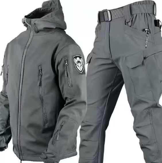 Amarae Men's Outdoor Set with Hooded Jacket and Cargo Pants