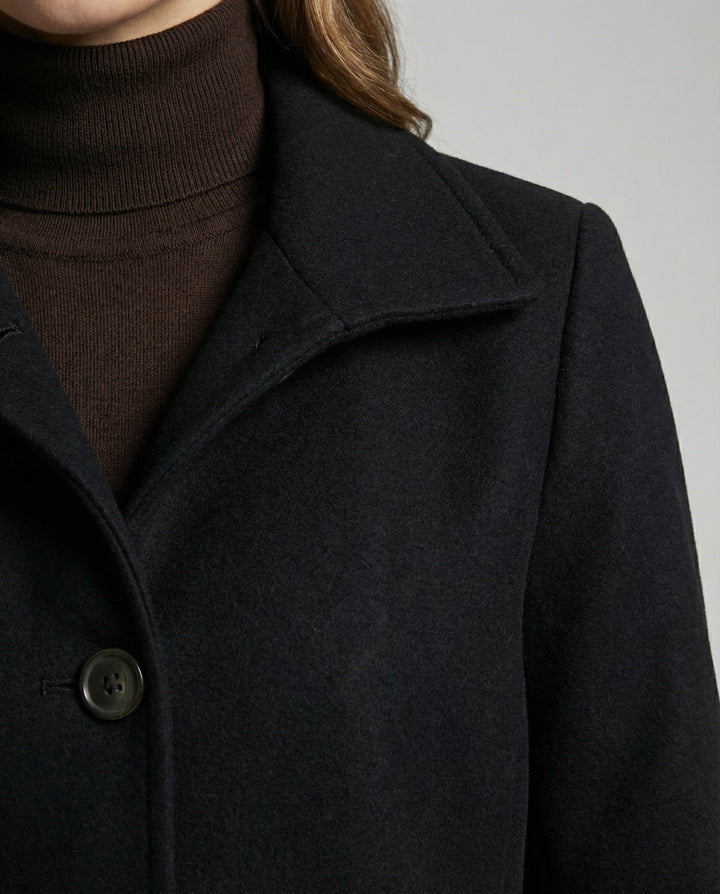 Elegant Single-Breasted Coat Women | Amarae