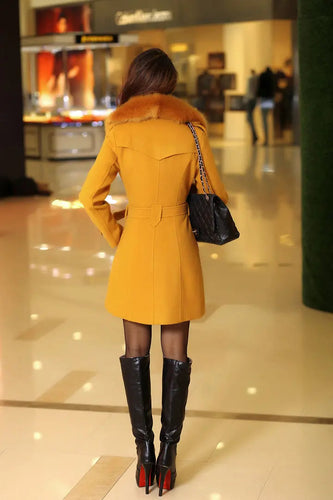 Amarae | Luxurious Fur Coat for The Discerning Lady