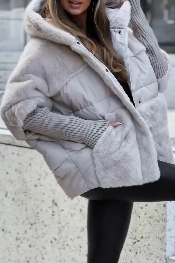 Chic Und Stil | Luxurious Modern Bomber Jacket with Hood