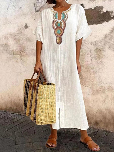 Amarae | Airy Caftan Dress with Ethnic Accent