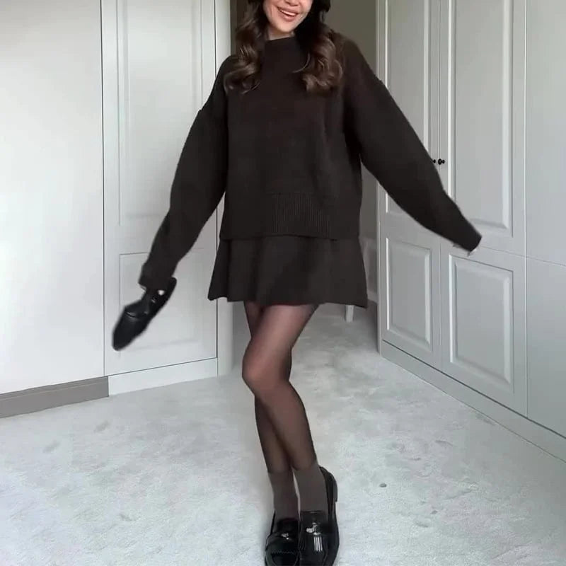 Amarae | Knitted Set - Oversized Sweater & Mini Skirt - Autumn Outfit