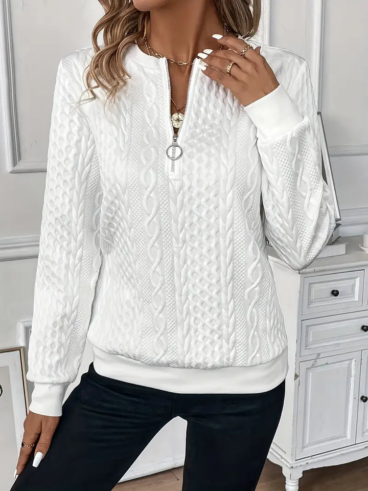 Lune London | Elegant Zipper Sweater for Comfort and Style