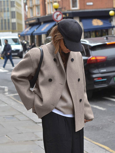 Amarae | Women's jacket - Short wool jacket in beige with stand-up collar & button closure