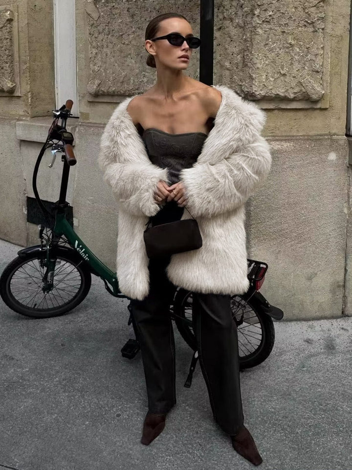 Lune London | Long Fur Coat Made Of Faux Fur