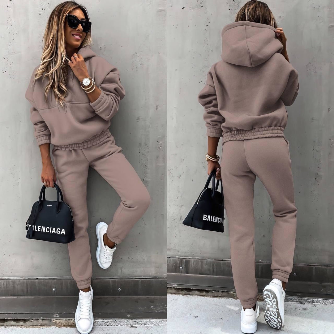 Amarae | Classic Lounge Tracksuit Set Stylish and Comfortable