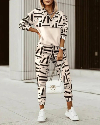Amarae - Modern Tracksuit Set