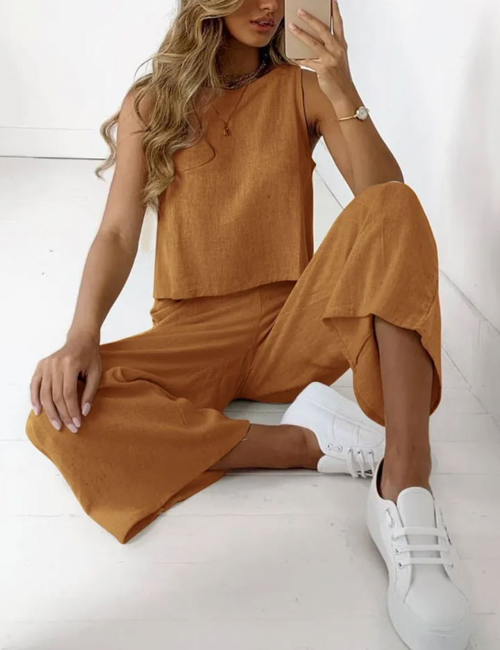 Amarae | Stylish and Two-Piece Linen Set