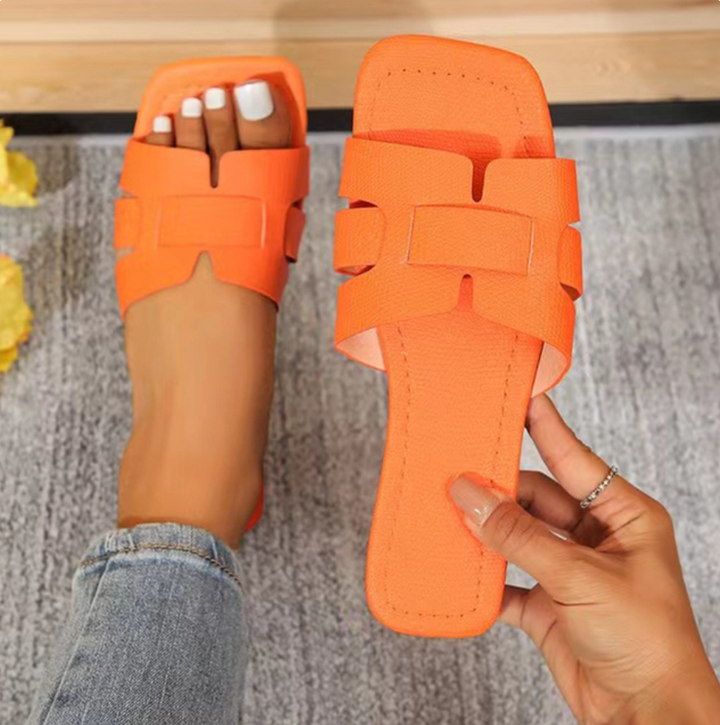 Lune London | Beach Flip-Flops
