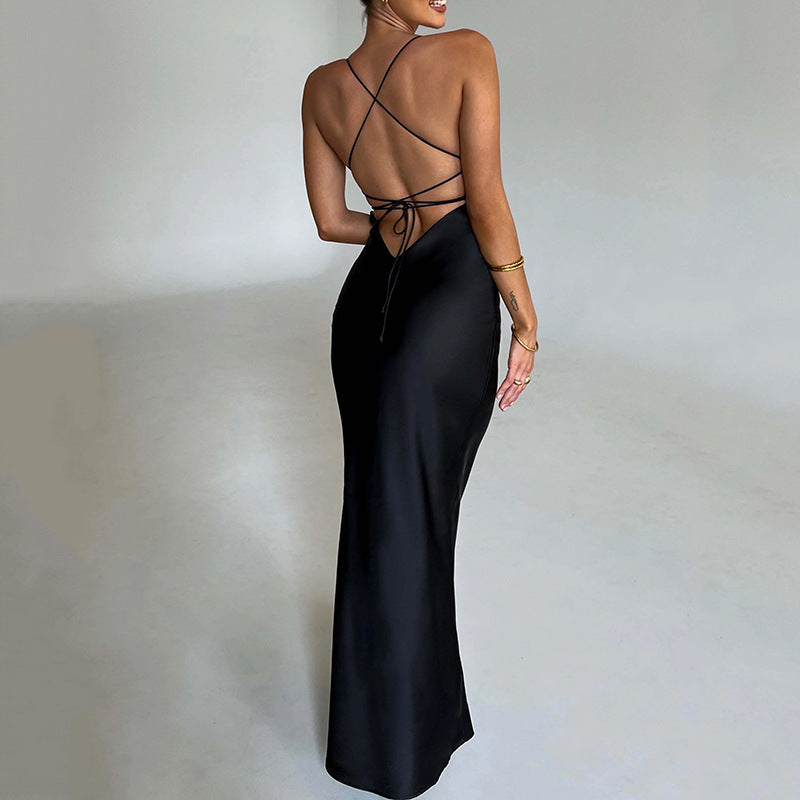 Lune London | Spaghetti Strap Dress Made of Silky Material with Maxi Hem