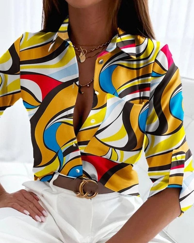 Chic Und Stil | Women's Blouse with Printed Half Sleeves and Button Placket