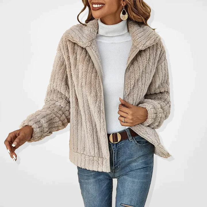 Amarae | Vest with teddy fur