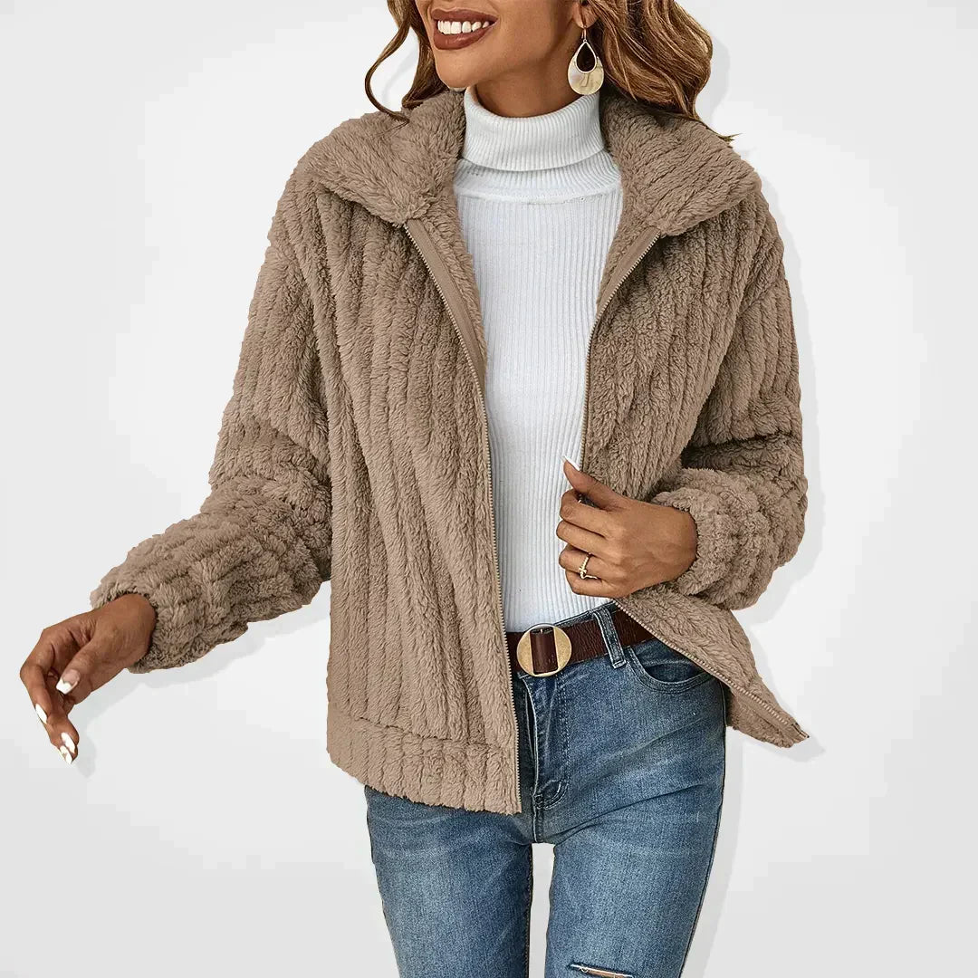Amarae | Vest with teddy fur