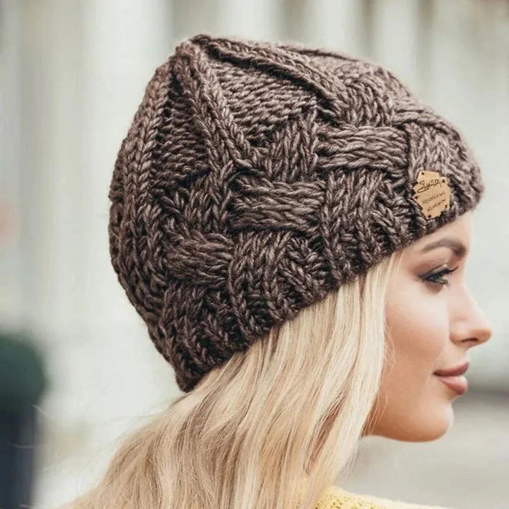 Lune London | Soft and Fashionable Knitting Hat