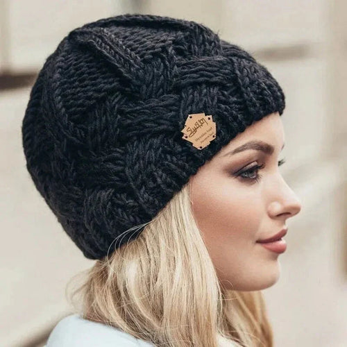 Amarae | Soft and Fashionable Knitting Hat