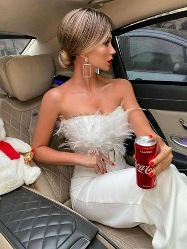 Chic und Stil | Combination Tube with Straight Shape Bustier with Feathers Elegant Woman White
