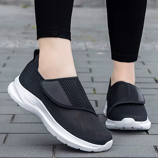Chic und Stil | Extra Wide Diabetic Shoes for Women