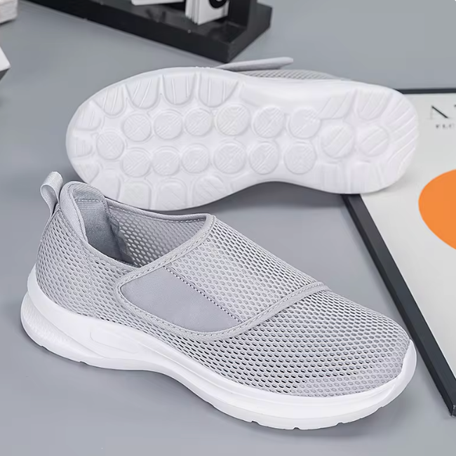 Chic und Stil | Extra Wide Diabetic Shoes for Women