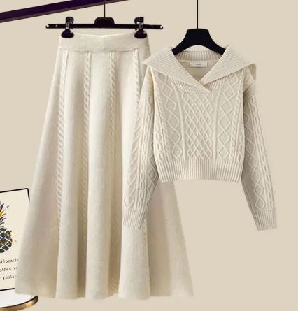 Lune London | Two-Piece Set Consisting Of Knit Sweater and Half Skirt