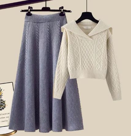 Amarae | Two-Piece Set Consisting Of Knit Sweater and Half Skirt
