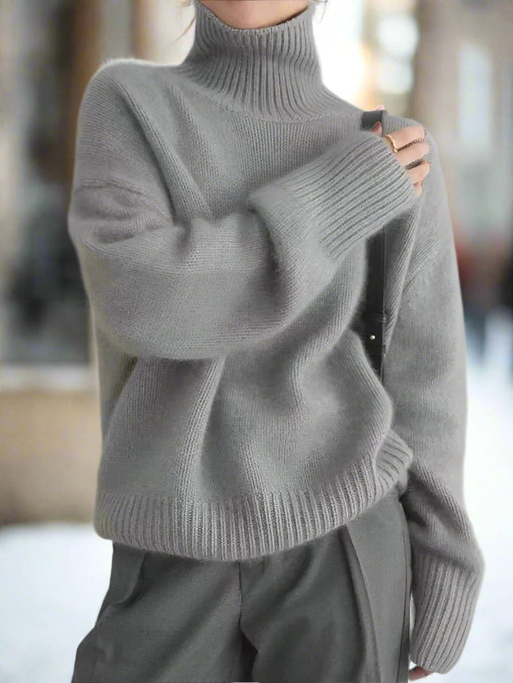 Lune London | Turtleneck Sweater - Soft Knit Material - Oversized Fit - Long Sleeves