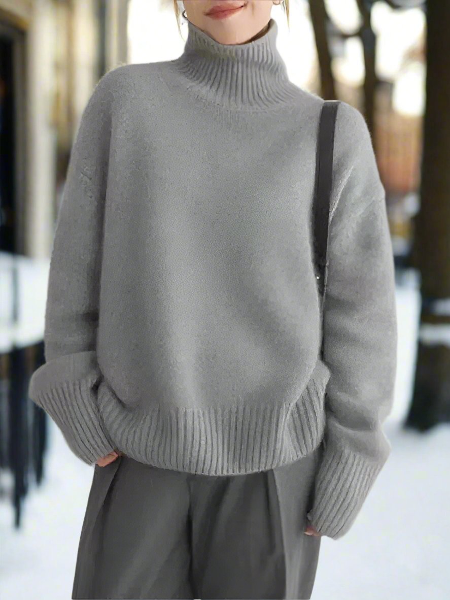 Lune London | Turtleneck Sweater - Soft Knit Material - Oversized Fit - Long Sleeves