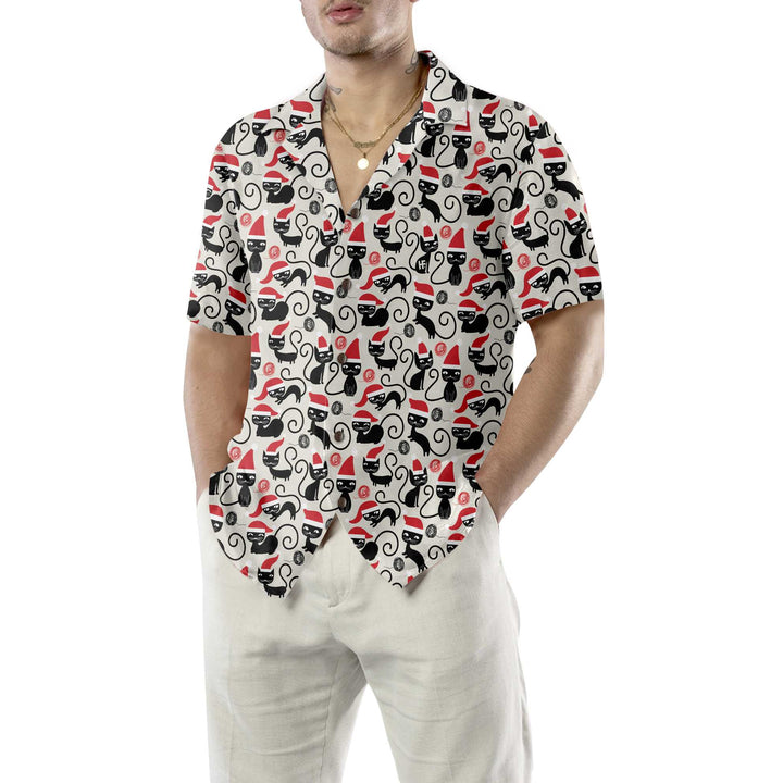 Lune London | Cute Cat Hawaiian Shirt for Christmas, Fun Catmas T-Shirt, Best Gift for Christmas