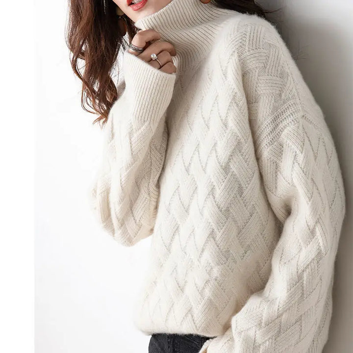 Lune London | Turtleneck Sweater - Cable Knit - Soft Wool Blend - Relaxed Fit