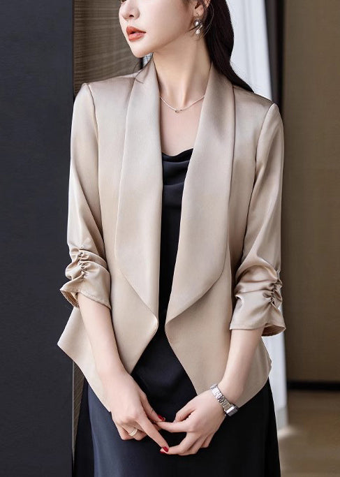 Amarae | Champagne Peter-Pan-Collier crumpled satin coats