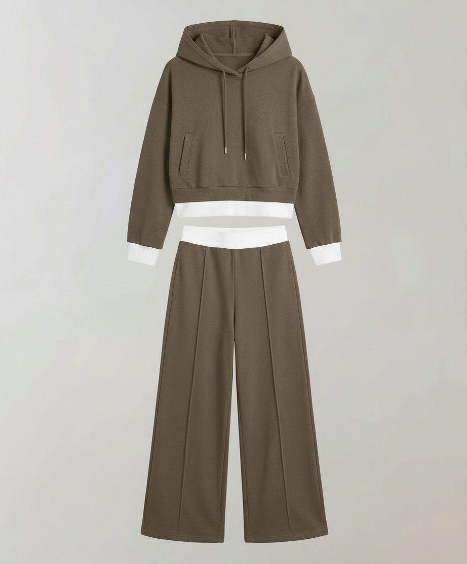 Luxurious Women's Tracksuit | Amarae