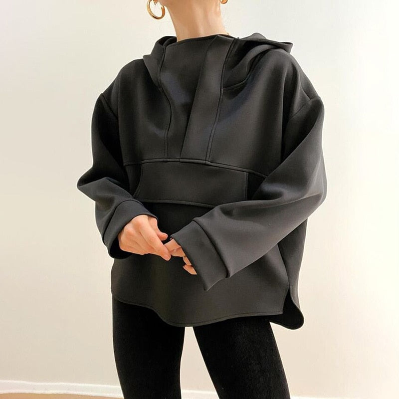 Lune London | Under my sweatshirt