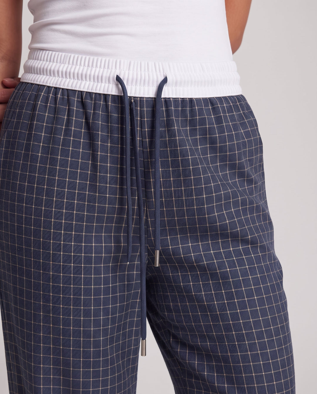Ladies Stylish Harem Pants with Checkered Pattern Amarae