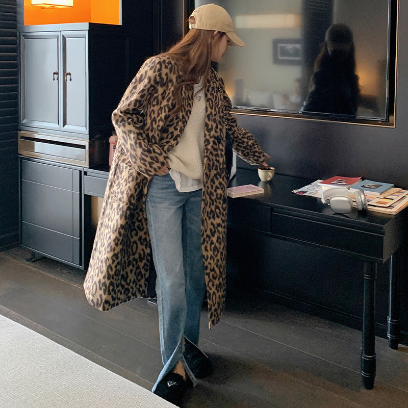 Lune London | Women's Long Winter Jacket with Leopard Pattern and Soft Warm Fabric