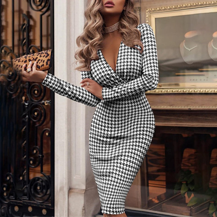 Lune London | Cocktail Dress with V-Neck for Women Formal Wear