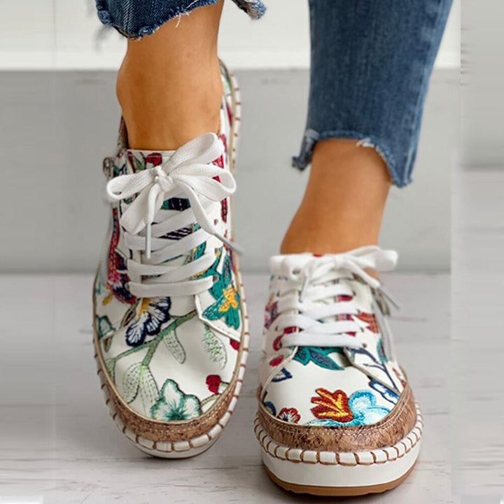 Lune London | Orthopedic sports shoes with floral pattern