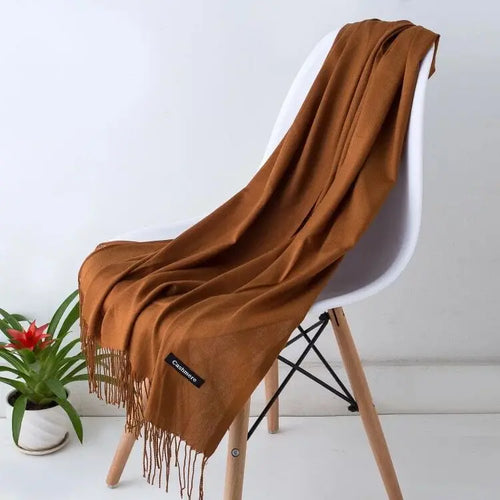 Amarae | Elegant and Warm Scarf for Women