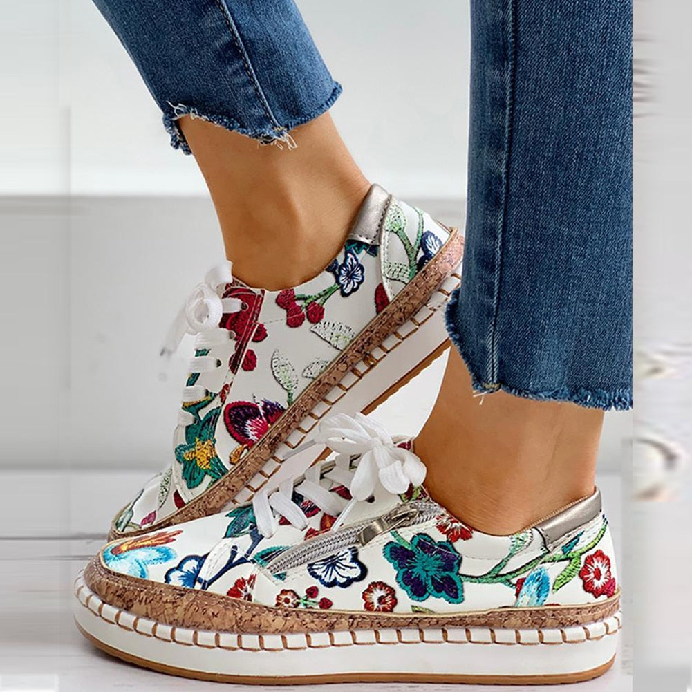 Lune London | Orthopedic sports shoes with floral pattern