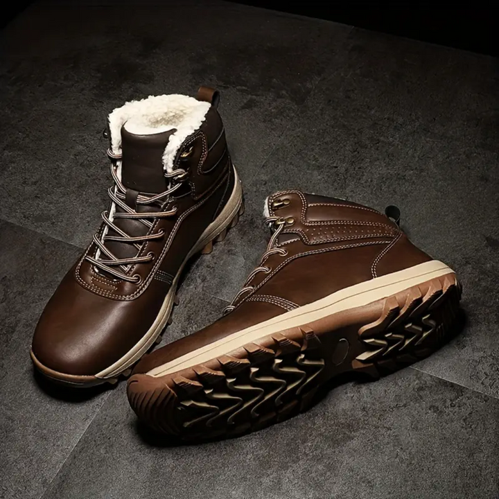 Lune London | Plush lined hiking shoes - Waterproof mountain shoes