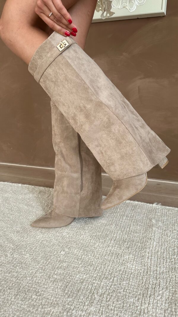 Lune London | High Quality Knee-High Boots Made Of Suede