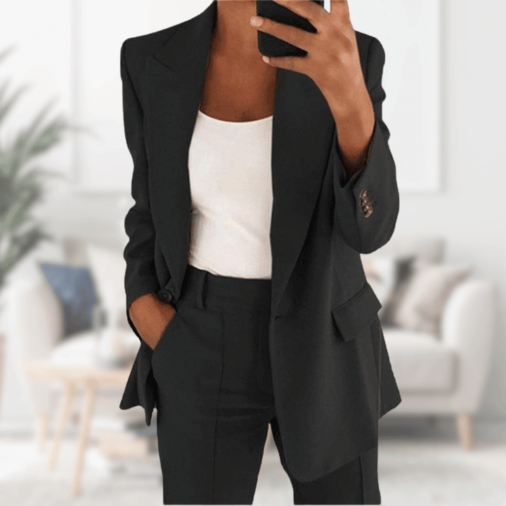 Amarae | The Elegant and High-Quality Suit